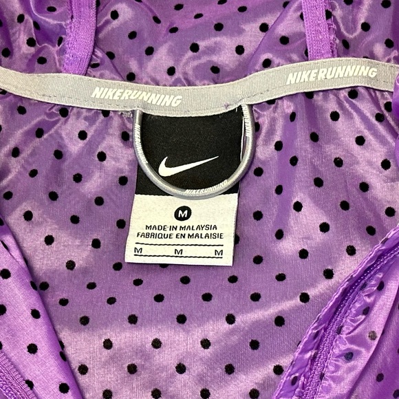 Nike Women’s Packable Running Purple Polka Dot Shell Size M - Picture 3 of 15
